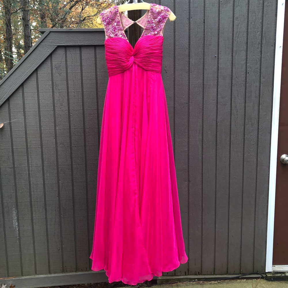 Beautiful Gown!